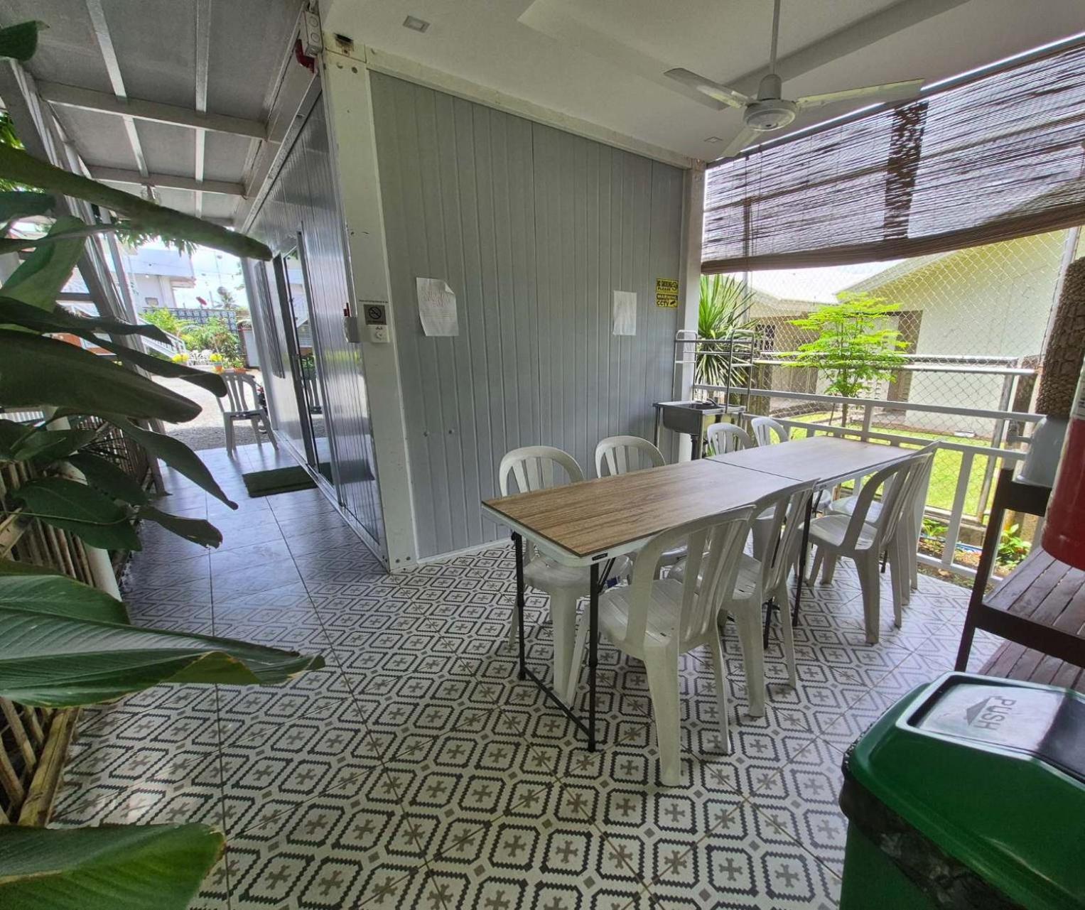 Olive Hostel Roxas City Exterior photo