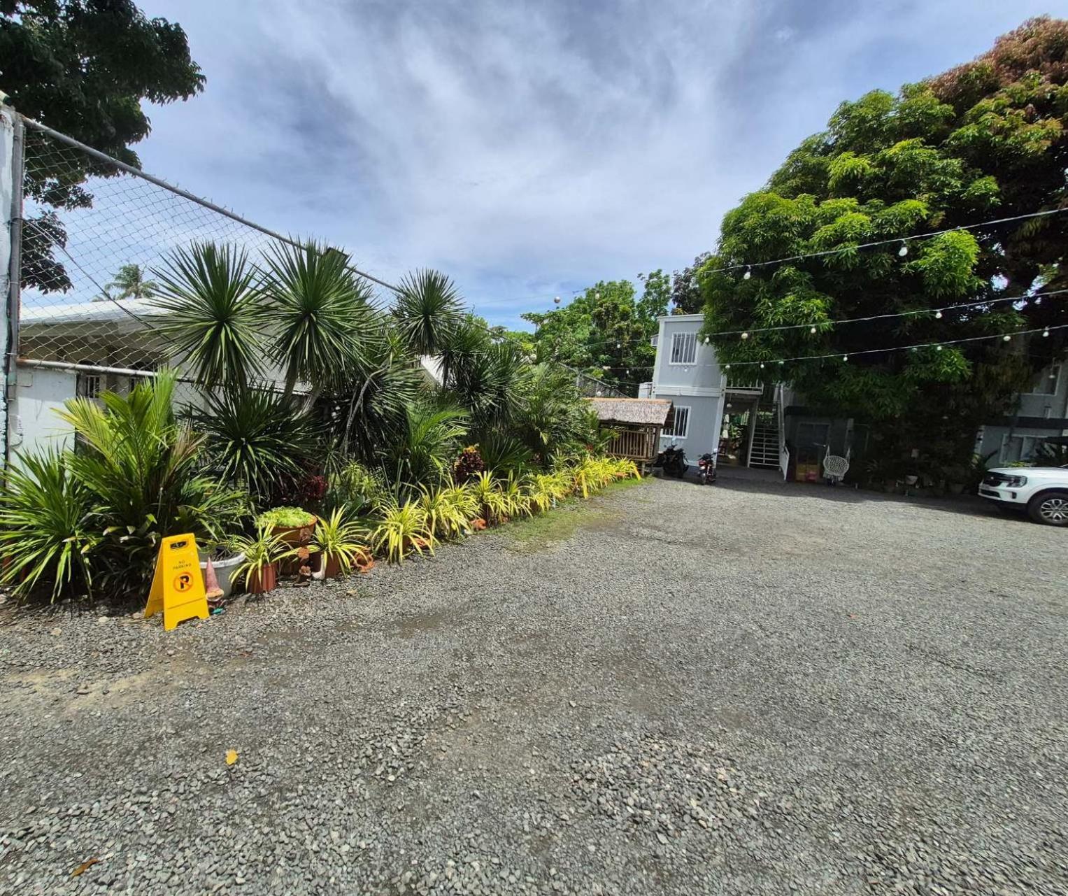 Olive Hostel Roxas City Exterior photo