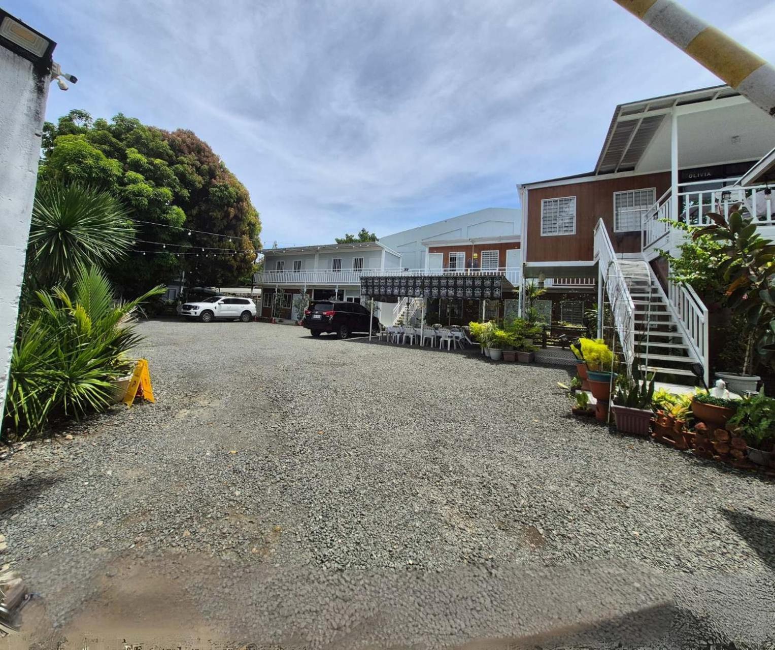 Olive Hostel Roxas City Exterior photo